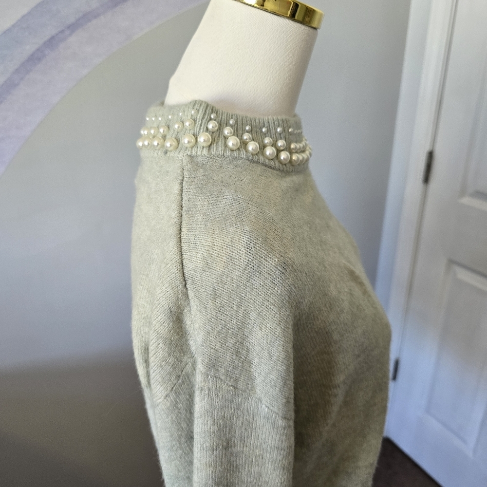 H&M | XS | Pearl Beaded Collar Sweater - Picture 8 of 10